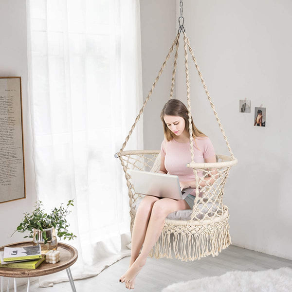 Hangstoel macrame schommelstoel, hangende katoenen touw stoel met kwastjes, maximaal 160kg  (kussens niet inbegrepen) (Beige)