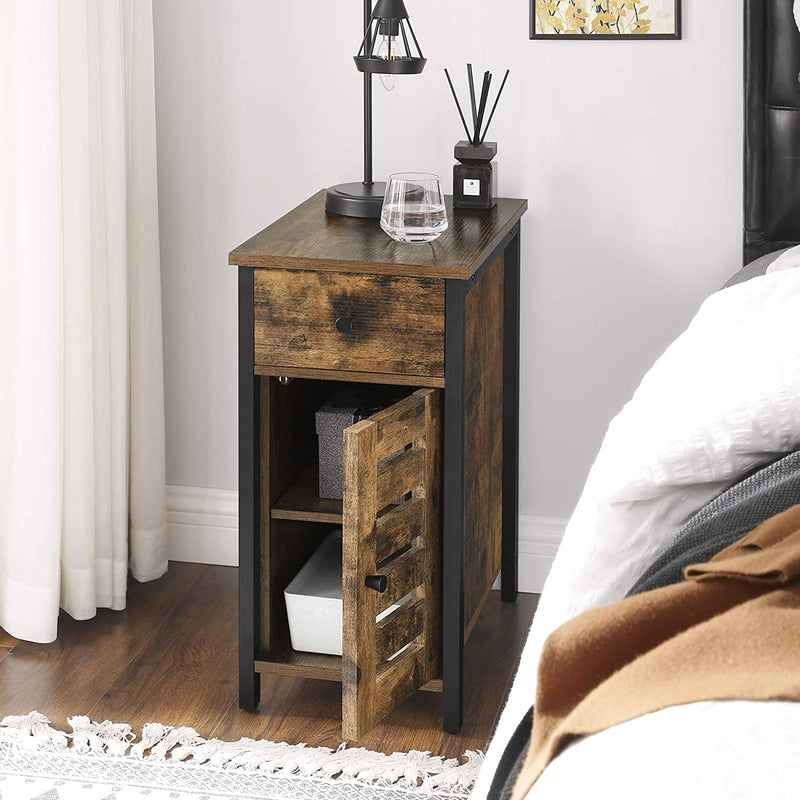 Bijzettafeltje, met lade, 30 cm nachtkastje voor kleine kamers, lamellendeurtje, metalen frame, industrieel ontwerp, vintage bruin-zwart LET066B01