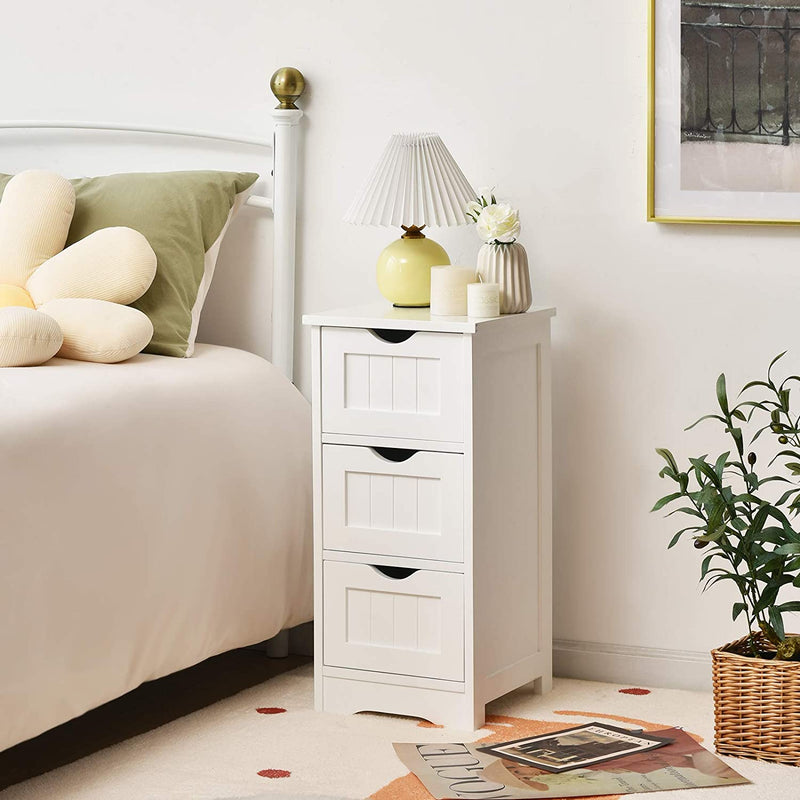 3 lades houten badkamerkast,
