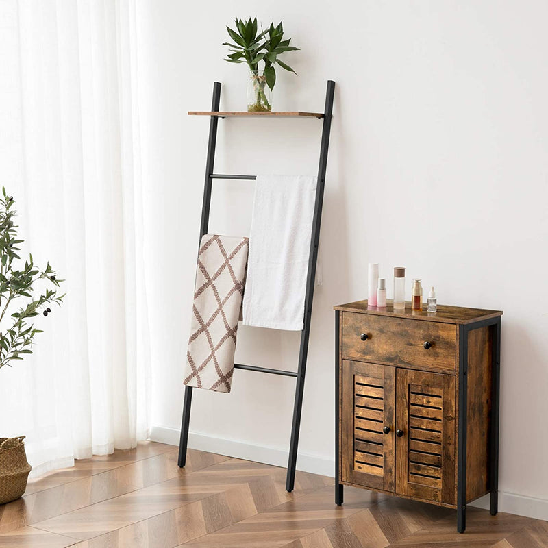 Ladder Handdoekenrek, Leaning Ladder Plank, 4 Hangende Rails en Bovenplank, Badkamer Handdoekstandaard, Handdoekhouder Industriële Stijl, Eenvoudig te monteren, Rustiek Bruin EBF73CJ01